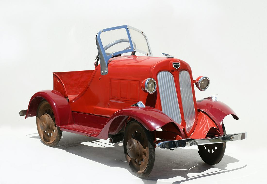 STEELCRAFT AUBURN PEDAL CAR (1 of 4)