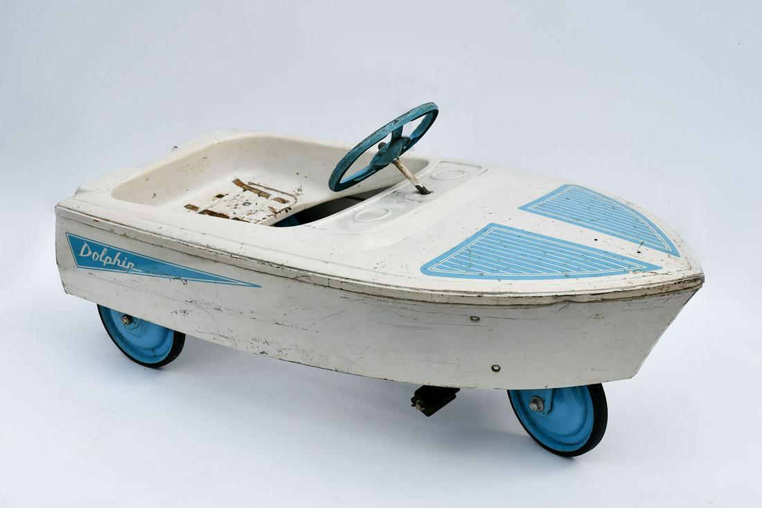 RARE MURRAY DOLPHIN BOAT PEDAL CAR (1 of 5)