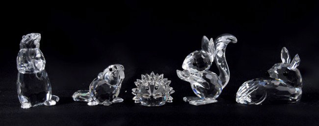 SWAROVSKI CRYSTAL ANIMALS 5 PC : SWAROVSKI CRYSTAL FIGURES: 5 pieces to include, SQUIRREL 7662NR42, M. Schreck, issued 1985; SITTING BABY BEAVER, Adi Stocker, issued 1992 retired 1999; ROE DEER FAWN, Edith Mair, issued 1994 retired 1