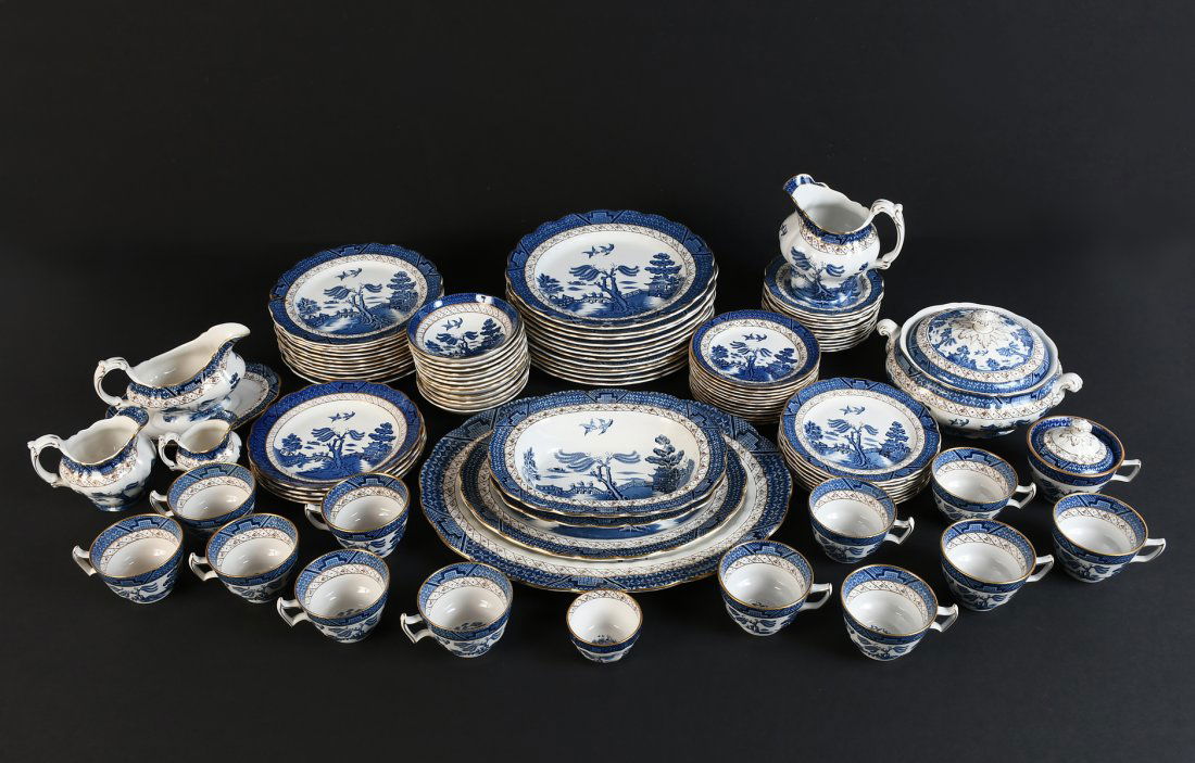95 PC. WEDGWOOD "REAL OLD WILLOW" CHINA (1 of 6)
