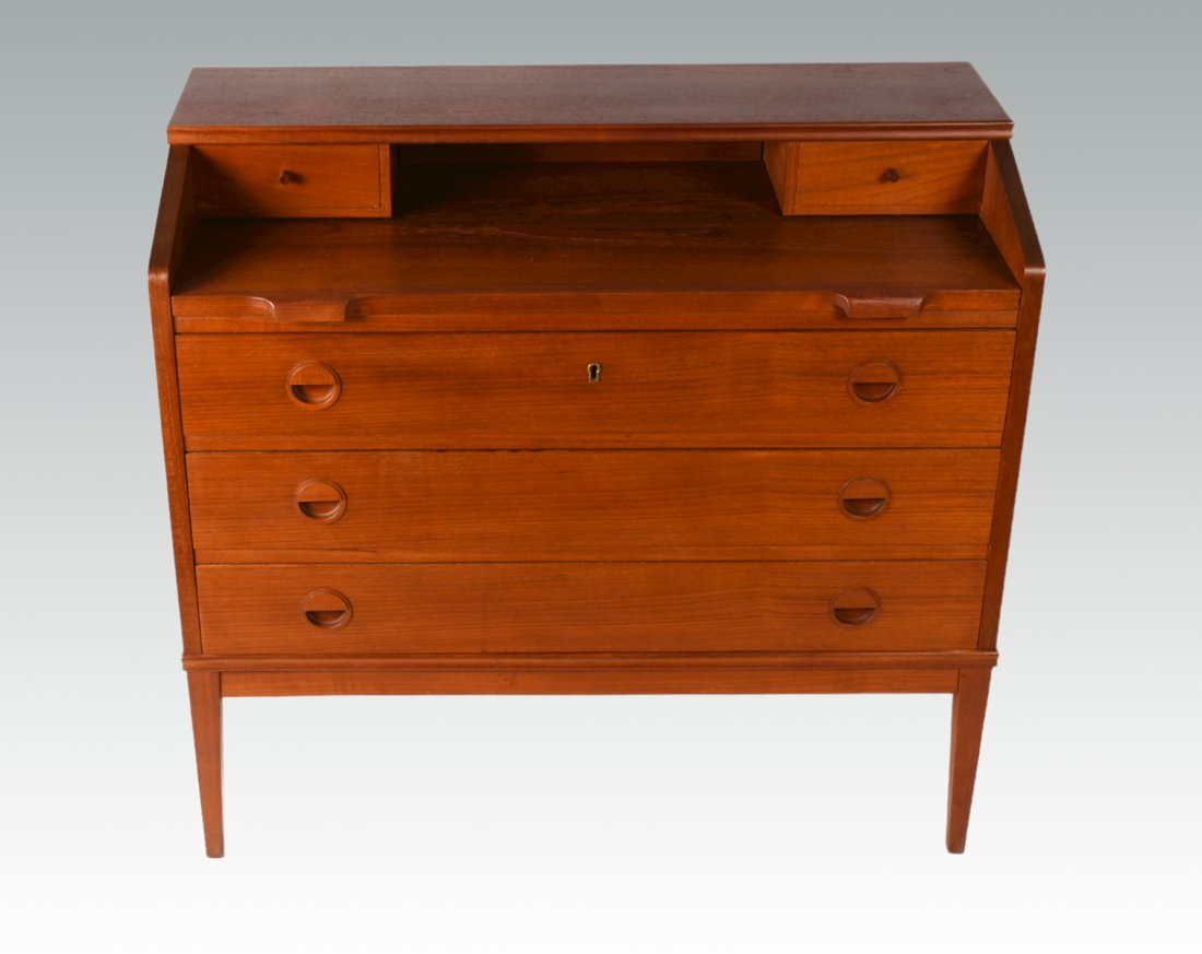 DANISH TEAK SECRETARY RIIS ANTONSEN: DANISH TEAK SECRETARY RIIS ANTONSEN FOR BORGE HANSEN: Mid-century modern Riis Antonsen for Borge Hansen teak secretary, having five drawers, and a pull-out writing surface. Raised on square tapered le