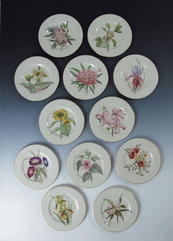 12 LENOX HANDPAINTED PLATES J. NOSEK 10 1/2'' DIA.: 12 LENOX HAND PAINTED DINNER OR SERVICE PLATES: Artist signed J. Nosek. Each depicting a classic American flower, 10 1/2'' dia.