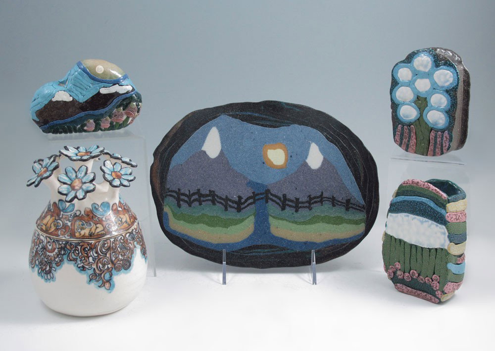 5 PIECE COLLECTION OF JANE PEISER POTTERY: 5 PIECE COLLECTION OF JANE PEISER POTTERY: North Carolina potter renowned for her playful childlike pottery. to include 1) Tray with mountain scene 9 1/2" x 7". Note chip. 2) Square vase with strips o