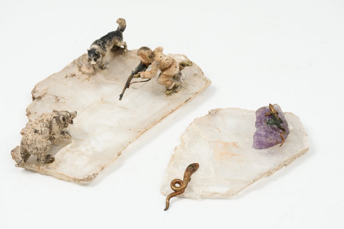 2 PC. COLD-PAINTED FIGURES ON QUARTZ (1 of 5)