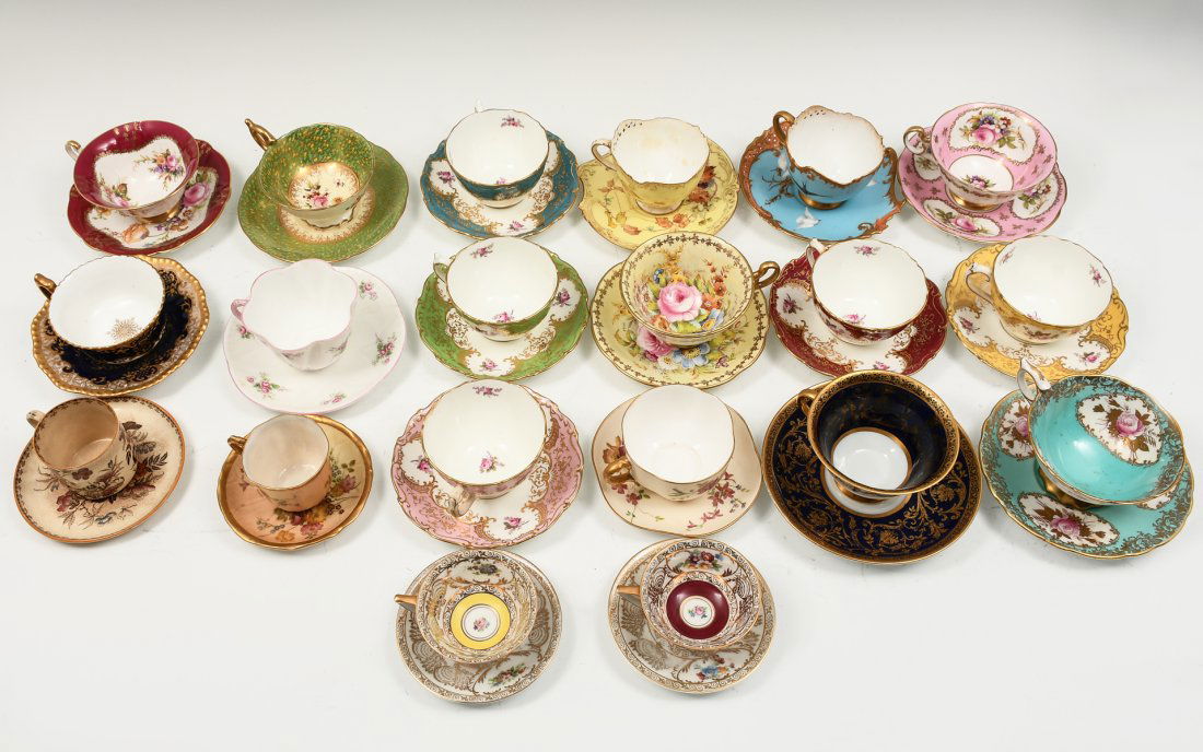 20 PC. ENGLISH TEA CUPS & SAUCERS (1 of 7)