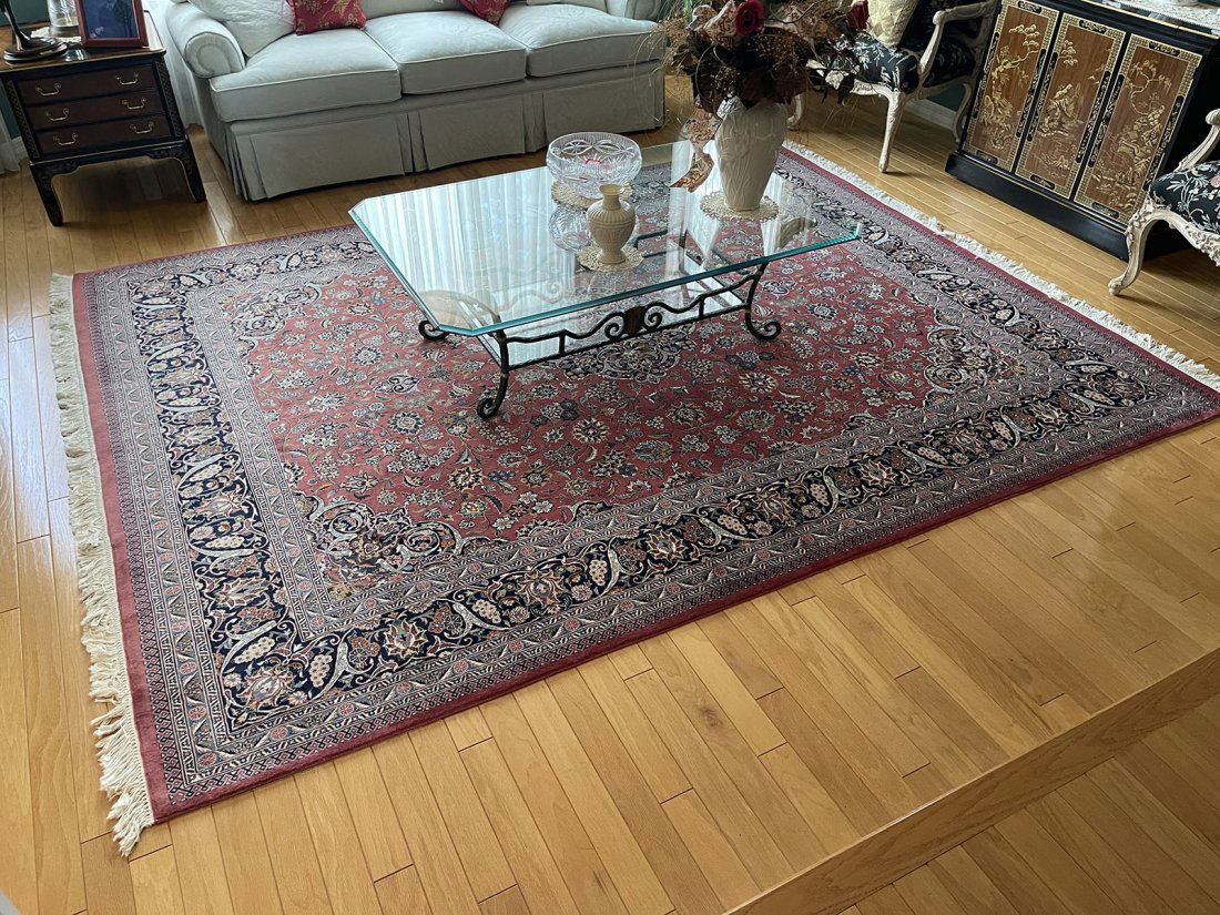 ESTATE ORIENTAL CARPET RED FIELD FLORAL DESIGN (1 of 4)