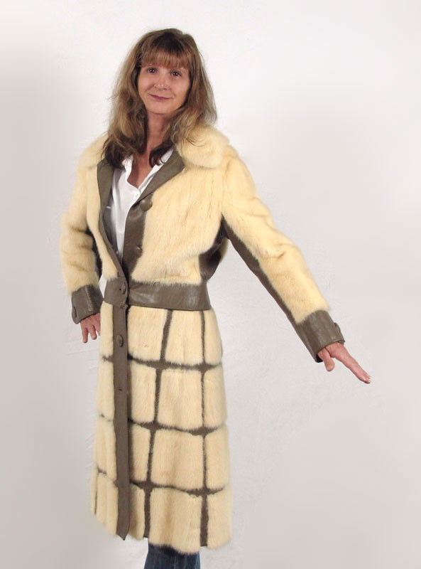 VINTAGE 1970'S MINK AND LEATHER JACKET / COAT: 70'S CONVERTIBLE WHITE MINK FUR AND BROWN LEATHER JACKET: Victor Furs - Highland Park Illinois, 70's Convertible White mink and brown leather coat. Unzips for an at waist fitted jacket. Waistband sepa