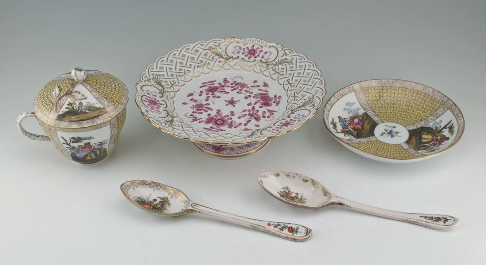 GROUP OF MEISSEN PORCELAIN : GROUP OF MEISSEN PORCELAIN: Reticulated center bowl, 8" dia. 3" tall. Two porcelain serving spoons, 8" length. Covered cup and saucer with flower finial and panels of romantic scenes. All marked with 