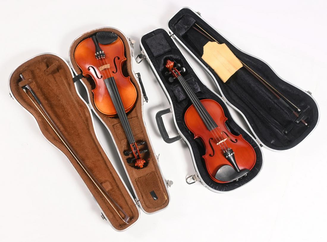 2 PC. VIOLINS IN CASE (1 of 10)