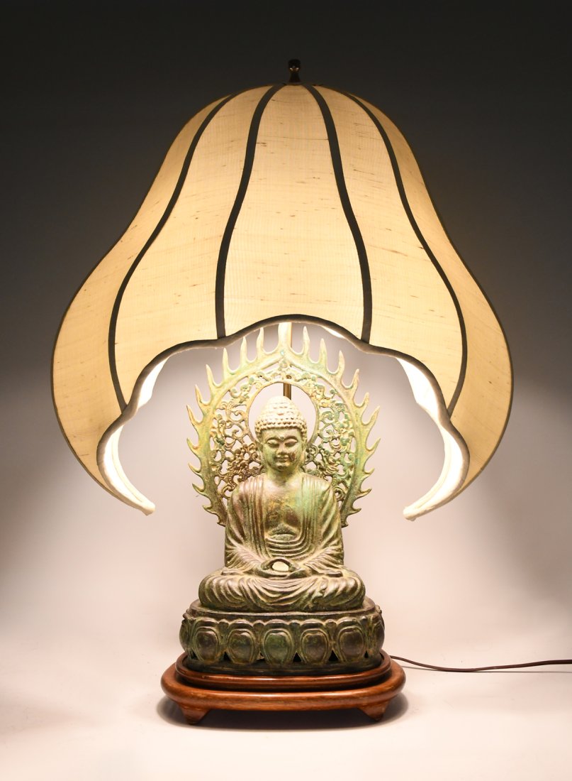 BRONZE TIBETAN BUDDHA TABLE LAMP (1 of 5)