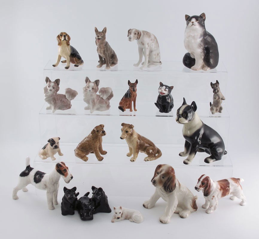 DOGS CATS Royal Doulton Lladro Goebel Morten etc: 18 PORCELAIN DOG & CAT FIGURINES: To include, ROYAL DOULTON - Alsatian, K13, retired 1977, 3''; Cocker Spaniel, HN1037, issued 1931 retired 1968, 3 1/2''; Rough Haired Terrier, HN1014, issued 1931 ret