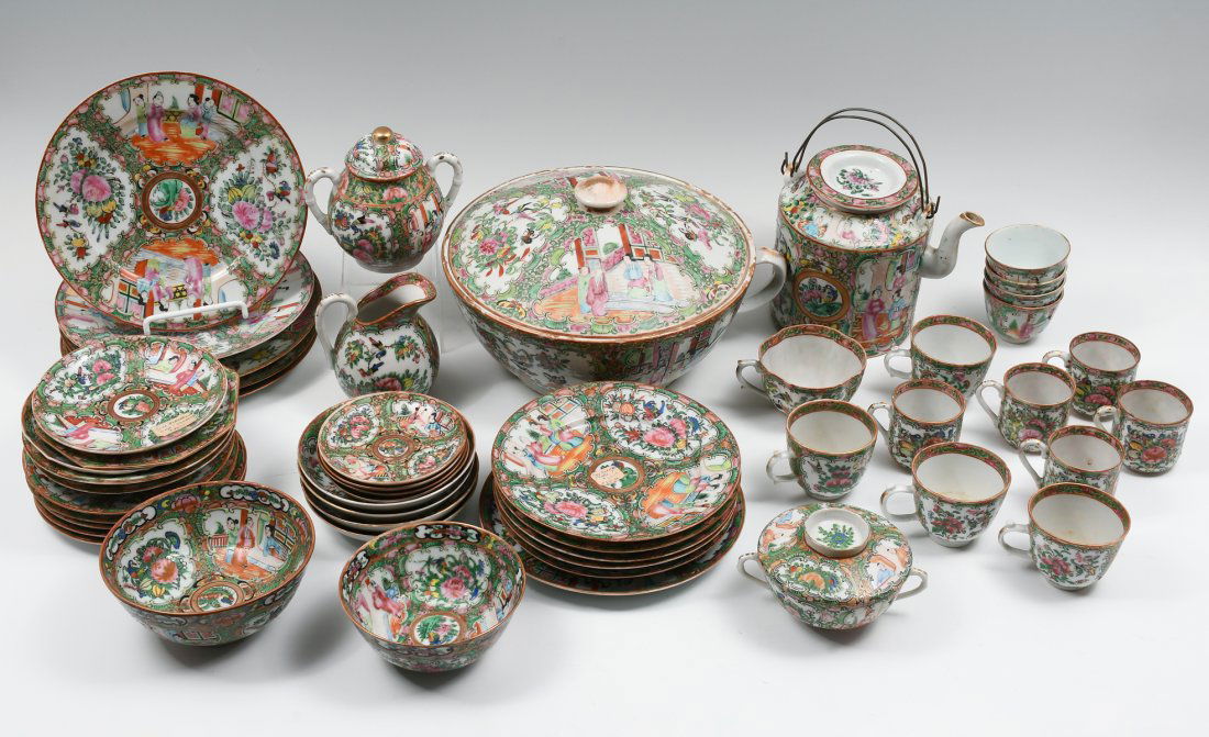 50 PC. CHINESE ROSE MEDALLION PORCELAINS (1 of 9)