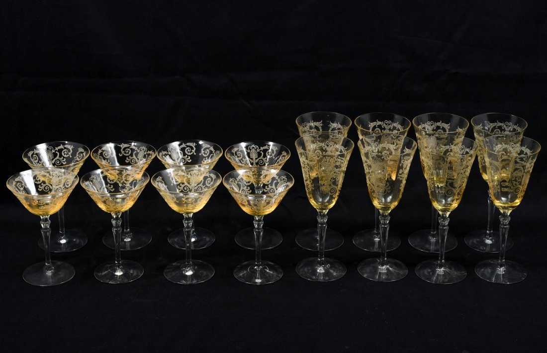 16 PC. ETCHED YELLOW DEPRESSION GLASS STEMWARE Oct 15, 2022