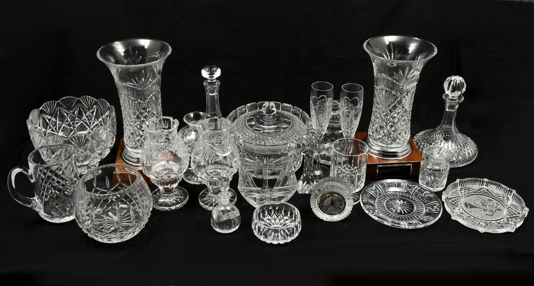 21 PC. WATERFORD CRYSTAL COLLECITON (1 of 7)