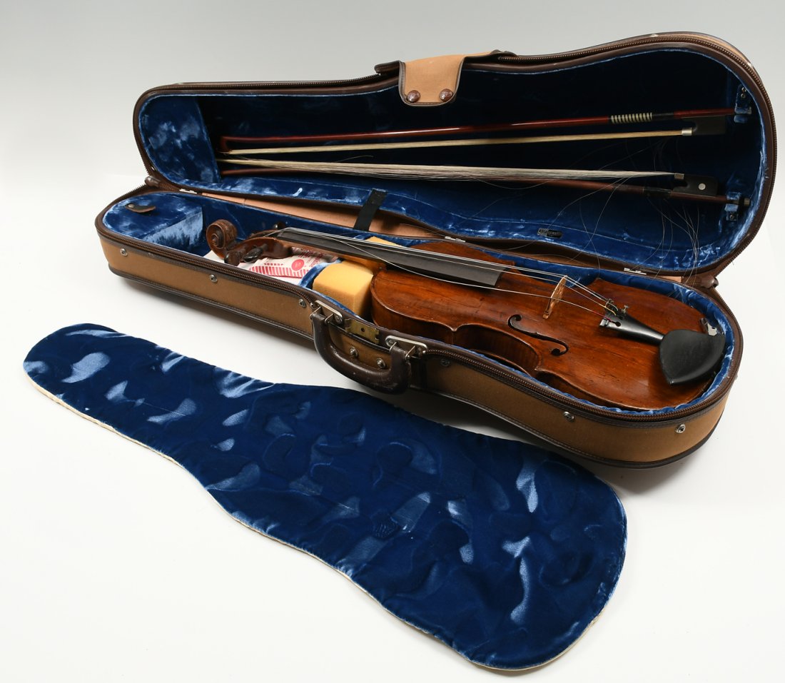 ANTIQUE 18TH-CENTURY GERMAN SAXONY VIOLA IN CASE (1 of 6)