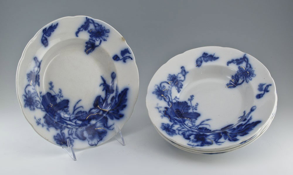 SET OF 5 GRINDLEY "POPPY" FLOW BLUE SOUP BOWLS: SET OF 5 GRINDLEY "POPPY" FLOW BLUE SOUP BOWLS: 9" dia. One has a chip.