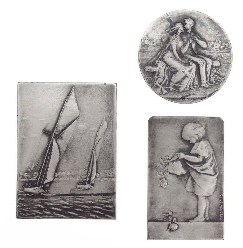 YENCESSE, PILLET, DESADE MEDAL LOT: 3 Piece Silver Metal Lot to include: 1) Yencesse, Ovide, (French, 1869-1947), ''L'Enfant Aux Roses'', 2 1/8'' x 1 3/8'', signed on both sides, marked 'Argent'; 2) Pillet, Charles, (French, 1869-1960),