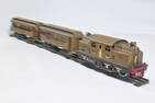 3 PC. LIONEL 402 PASSENGER TRAIN ENGINE & CARS