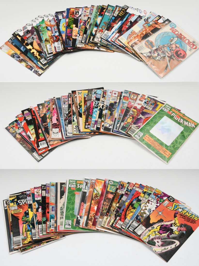 MASSIVE 130 PIECE COLLECTION OF COMIC BOOKS (1 of 5)