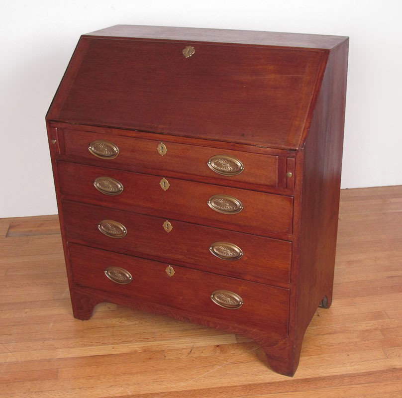 GEORGE III PERIOD BUREAU / SLANT FRONT DESK: GEORGE III PERIOD BUREAU / SLANT FRONT DESK: Early 19th C English slant front desk. 41 1/4" h. x 35 3/4" x 19".