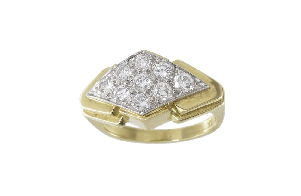 DAVID WEBB 18K GOLD & PLATINUM .75 CT DIAMOND RING: DAVID WEBB DIAMOND RING: 14K yellow gold and platinum ring with 9 round brilliant cut diamonds all totaling approx. .75 Ct, rated VVS in clarity and E-F color. Diamonds are bead set. Ring is signed We