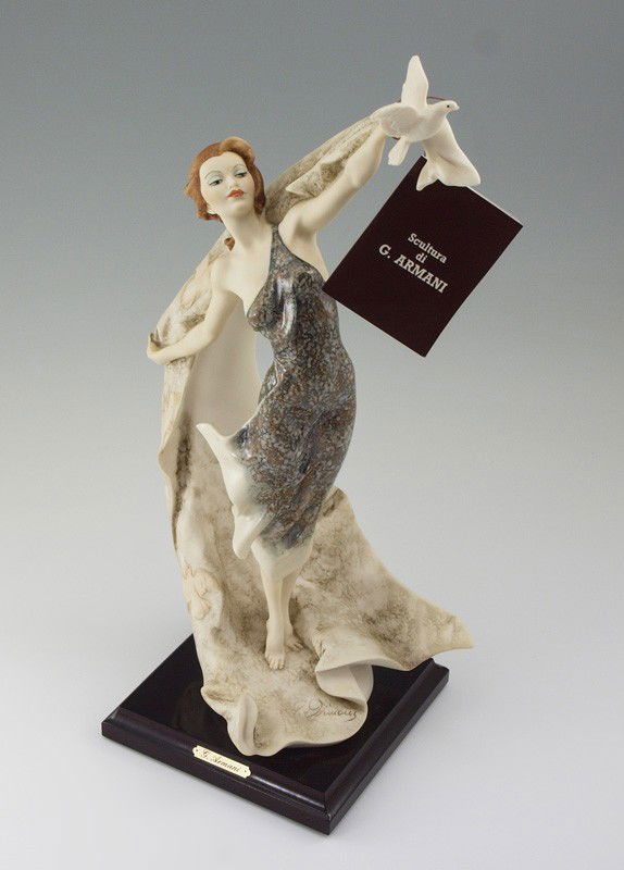 GIUSEPPE ARMANI SOCIETY CLUB FIGURINE ASCENT 866 C: GIUSEPPE ARMANI FIGURINE SOCIETY EXCLUSIVE 1992 "ASCENT": #866 C, "Florence sculture d'arte" Made in Italy, with box and coa.