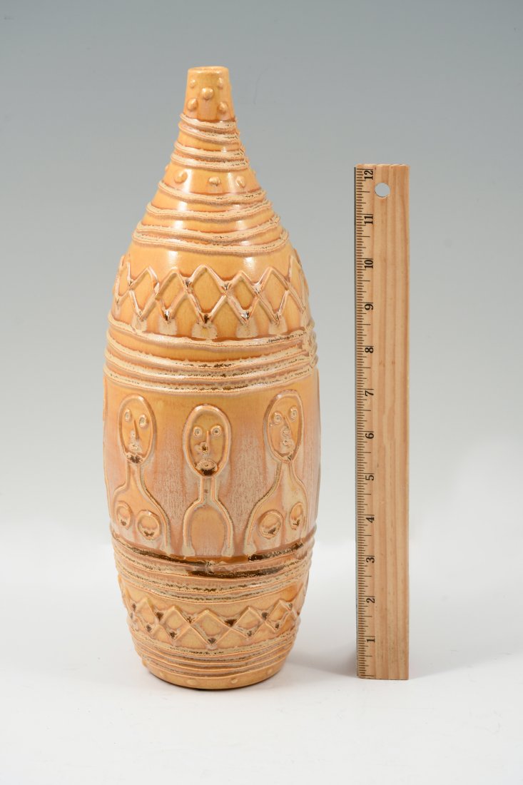 RED WING MID-CENTURY FIGURAL CRYSTALLINE VASE (1 of 4)