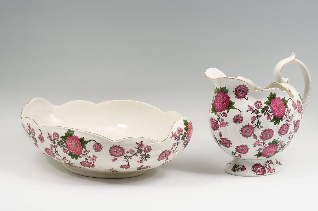 2 PC. ENGLISH SHELLEY JACOBEAN WARE PITCHER AND BASIN (1 of 9)