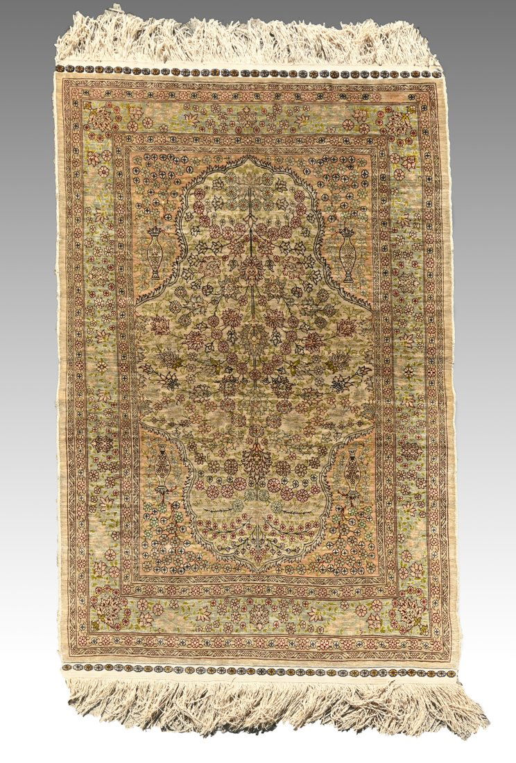 TURKISH FINELY HAND KNOTTED HEREKE SILK RUG, 2'9'' X 3'9'' (1 of 6)