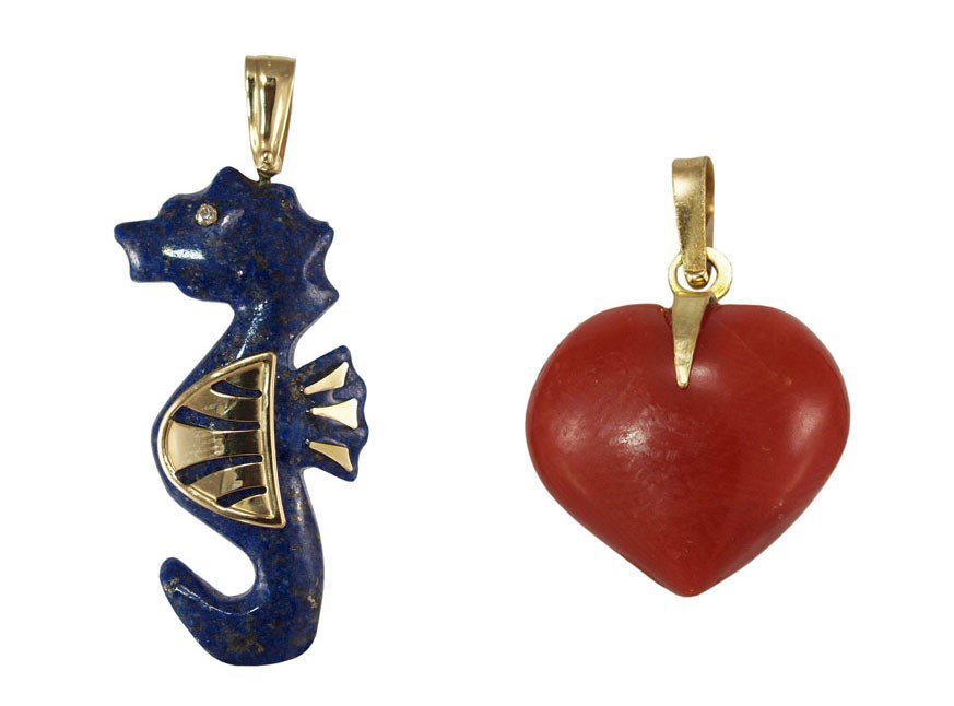 SODALITE SEAHORSE & CORAL HEART PENDANTS 18k: 2 PIECE 18K SODALITE SEAHORSE PENDANT AND CORAL HEART: 1) Carved sodalite seahorse pendant with 18K yellow gold trim and bail. .01 Ct. diamond "eye" Approx. 2" in length. Gold Weight: 1.0 grams approx