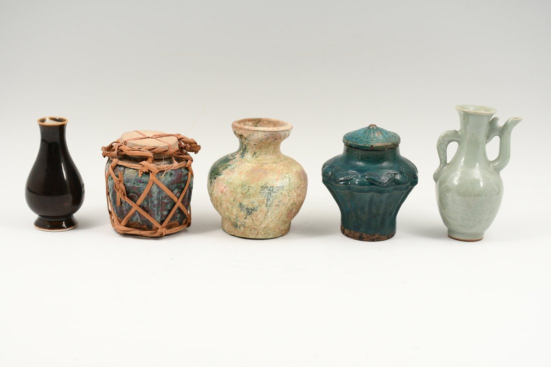 5 PC. CHINESE QING, MING, & HAN DYNASTY POTTERY (1 of 6)