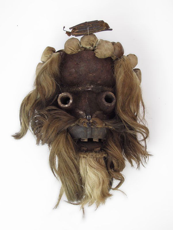 AFRICAN IVORY COAST BETE MASK WITH HAIR: AFRICAN IVORY COAST BETE MASK WITH HAIR 17" x 12" x 6"