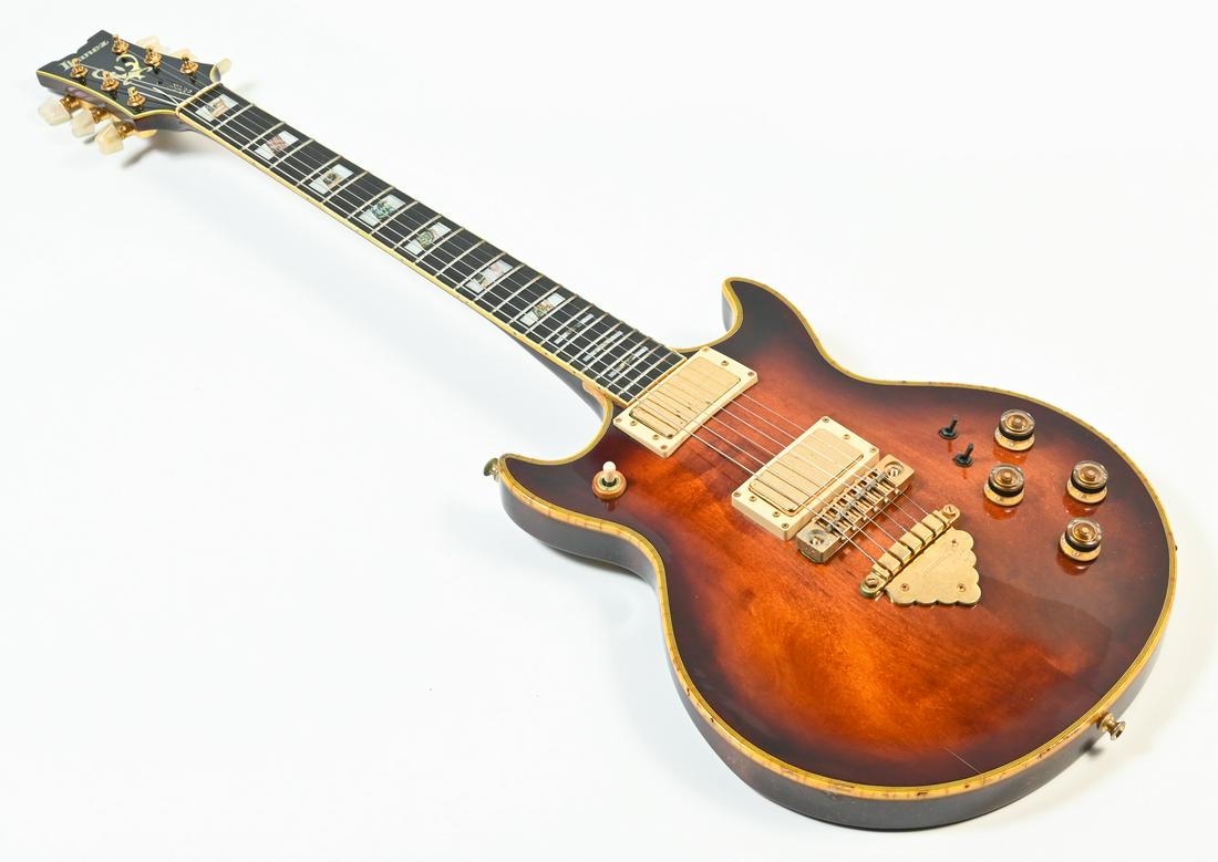 IBANEZ ARTIST ELECTRIC SET NECK ELECTRIC GUITAR IN CASE (1 of 11)