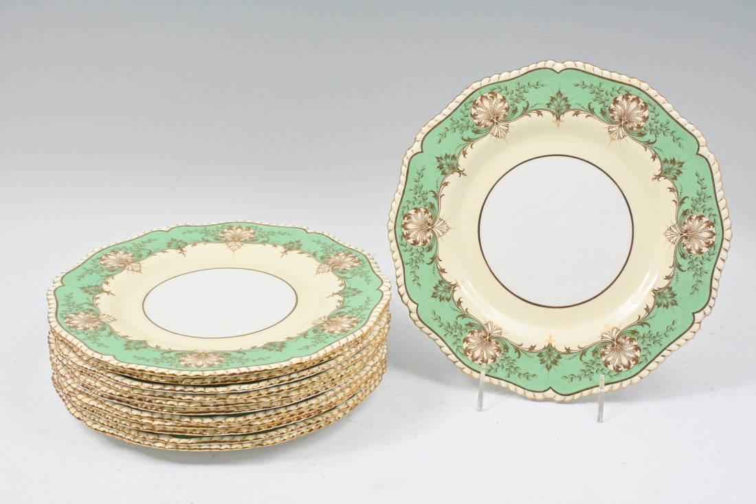 12 ROYAL WORCESTER DINNER PLATES (1 of 4)