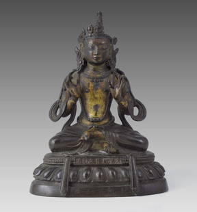 BRONZE TIBETAN SEATED BUDDHA: BRONZE TIBETAN BRONZE BUDDHA: 7 1/2" tall. Loss of one point on the head piece. Age unknown.