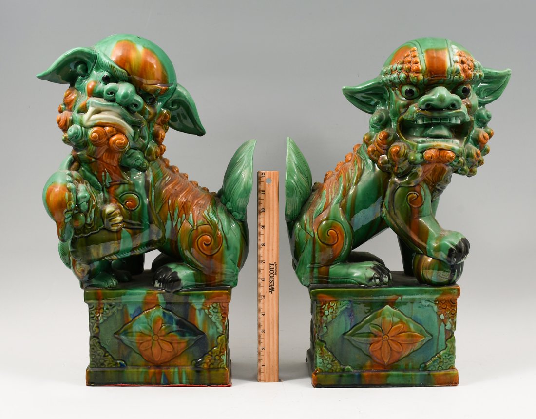 LARGE CHINESE PORCELAIN SANCAI GLAZED FOO DOGS (1 of 4)
