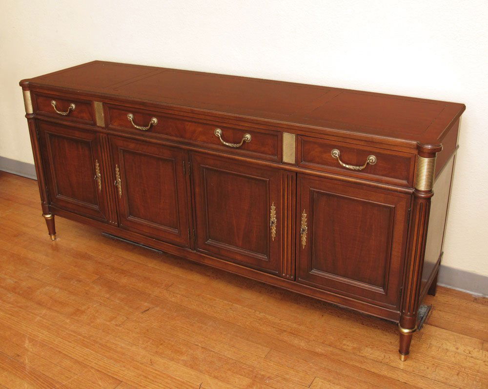 32 BAKER FURNITURE MAHOGANY SIDEBOARD / SERVER Jun 24, 2012