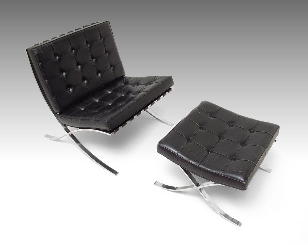 MIES VAN der ROHE BARCELONA CHAIR & OTTOMAN Knoll: KNOLL MIES VAN der ROHE DESIGNED BARCELONA CHAIR AND OTTOMAN: Button tufted black leather on chrome. Button tufted black leather on chrome. This is an older chair and the leather does show signs of ge
