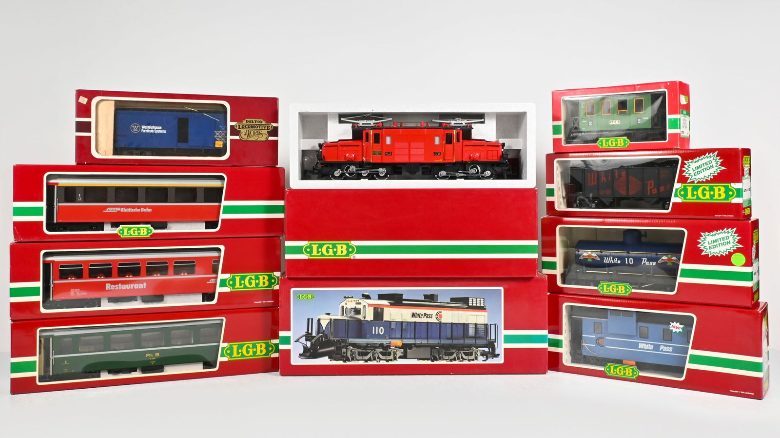 9 PC. LGB G SCALE LOCOMOTIVE & CAR ASSORTMENT (1 of 7)