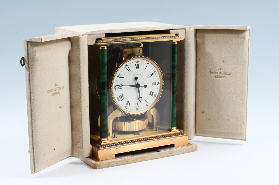 JAEGER-LE COULTRE ATMOS CLOCK MODEL 526 WITH CASE (1 of 8)
