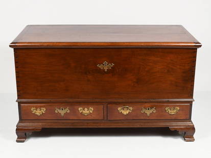 19TH C. CHERRY CHIPPENDALE BLANKET CHEST: 19TH C. CHERRY CHIPPENDALE BLANKET CHEST: 2 drawers below heavy dovetail constructed main box on bracket feet. Original bat wing pulls. Approx. 28.5" h x 49.5" w x 22.75" d.