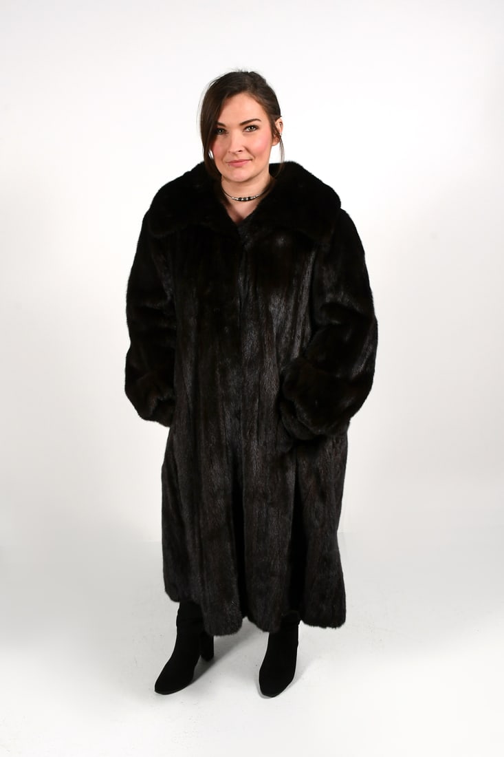 HECTOR HUNTER LONDON 7/8 LENGTH MINK FUR COAT (1 of 5)