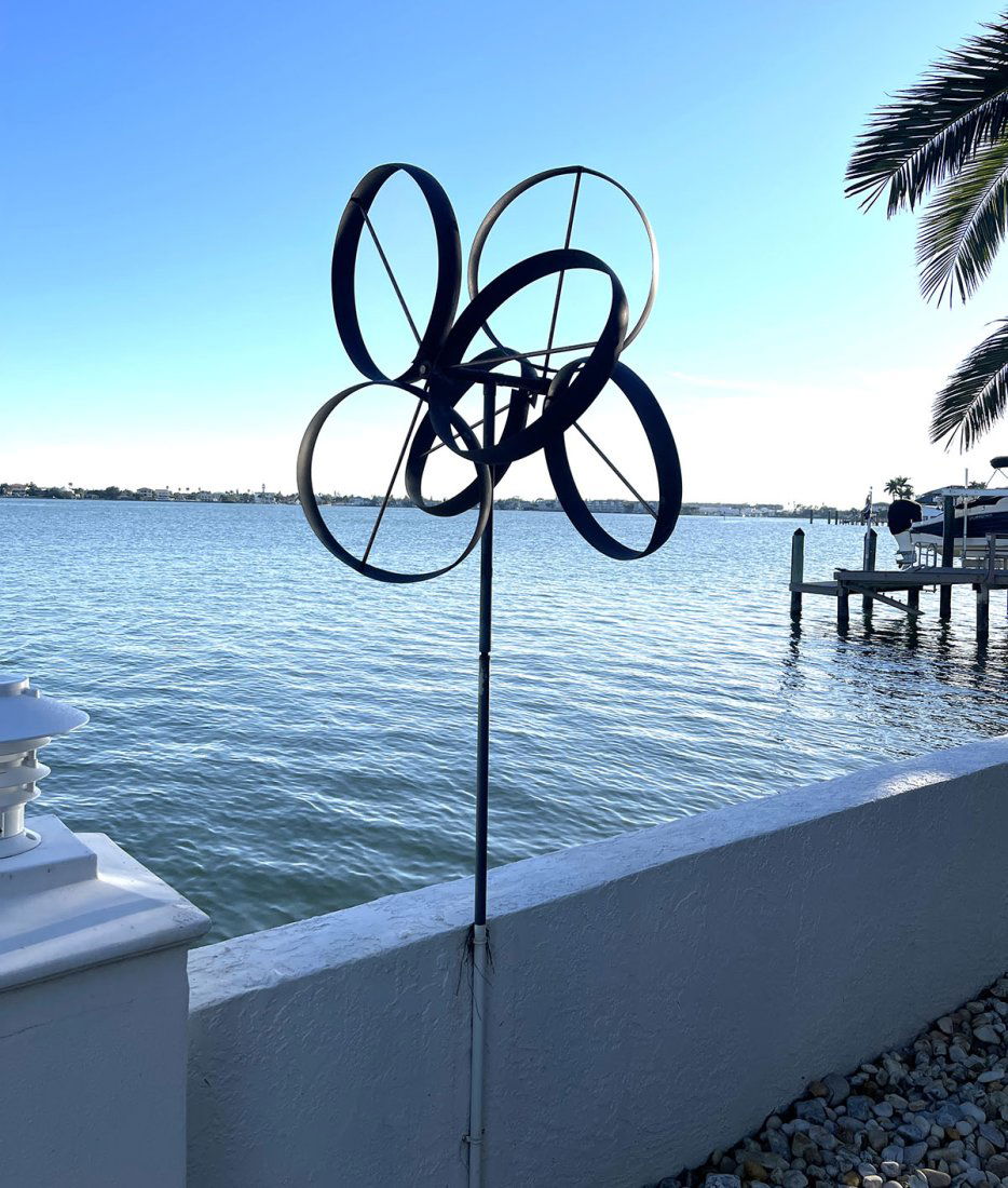 CIRCLES OUTDOOR METAL WIND SCULPTURE BY WHITAKER (1 of 2)