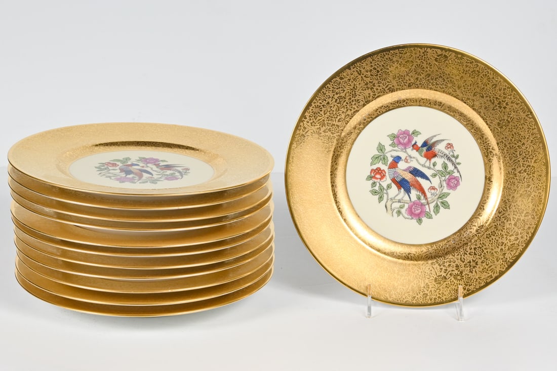 12 PC. HUTSCHENREUTHER DINNER PLATES (1 of 6)