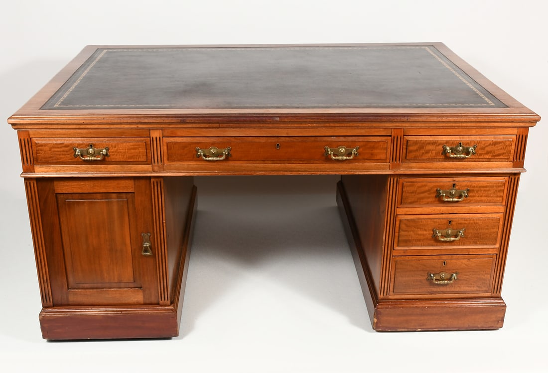 ENGLISH HOBBS & CO. LEATHER TOP PARTNER'S DESK (1 of 6)