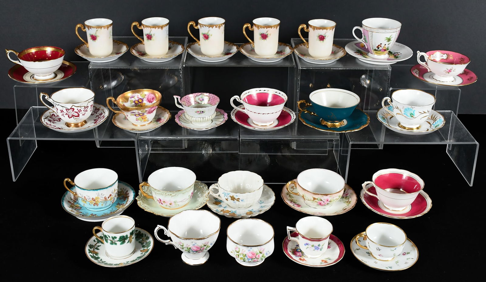 24 PC. TEACUP & SAUCERS LOT (1 of 8)