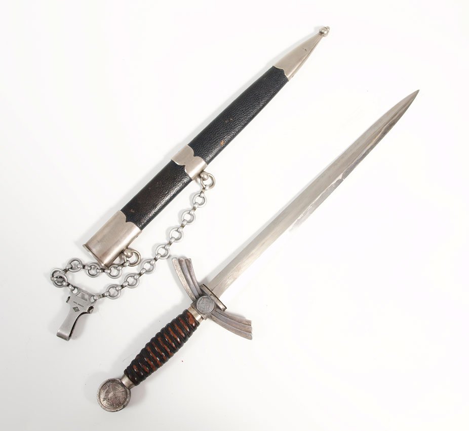 WWII GERMAN LUFTWAFFE 1ST MODEL DAGGER: WWII GERMAN LUFTWAFFE 1ST MODEL DAGGER: Aluminum pommel and cross guard, leather wrap grip with original wire, Tiger Solingen 12 1/8'' blade. Original leather wrap scabbard with aluminum mounts, origi