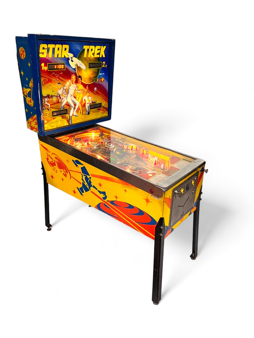 VINTAGE BALLY STAR TREK FULL-SIZE PINBALL MACHINE (1 of 10)