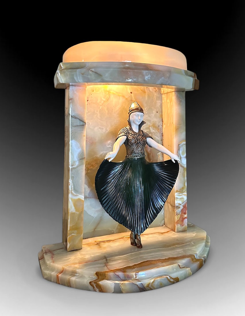 BRONZE AND ONYX DECO DANCER FIGURE LAMP (1 of 4)