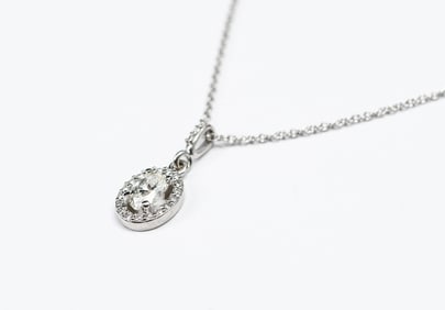 18K AND PLATINUM DIAMOND HALO PENDANT WITH CHAIN